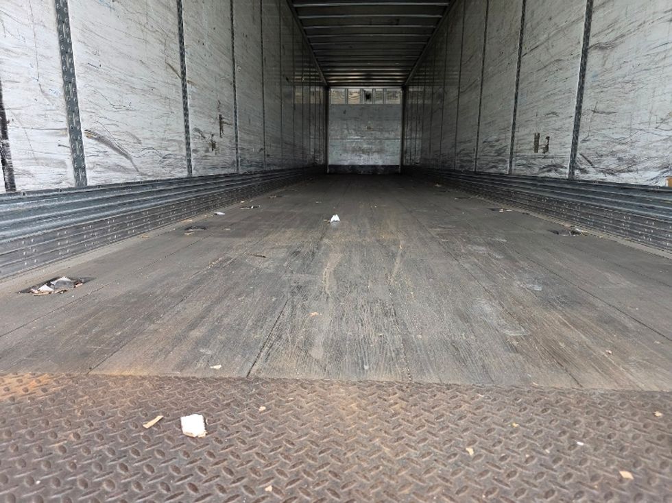 Dry Van Trailer-Semi Trailers-Wabash-2014-Trailer-Greensboro-NC-0\n\t\tmiles-$ 15,000 - Image 6