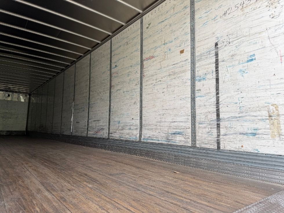 Dry Van Trailer-Semi Trailers-Wabash-2014-Trailer-Mcdonough-GA-0\n\t\tmiles-$ 14,500 - Image 10