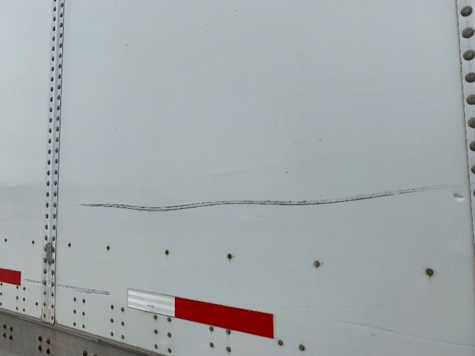 Dry Van Trailer-Semi Trailers-Wabash-2015-Trailer-Greensboro-NC-0\n\t\tmiles-$ 16,000 - Image 13