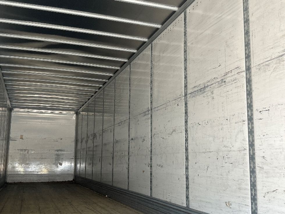 Dry Van Trailer-Semi Trailers-Wabash-2015-Trailer-Mebane-NC-330,132\n\t\tmiles-$ 14,500 - Image 9