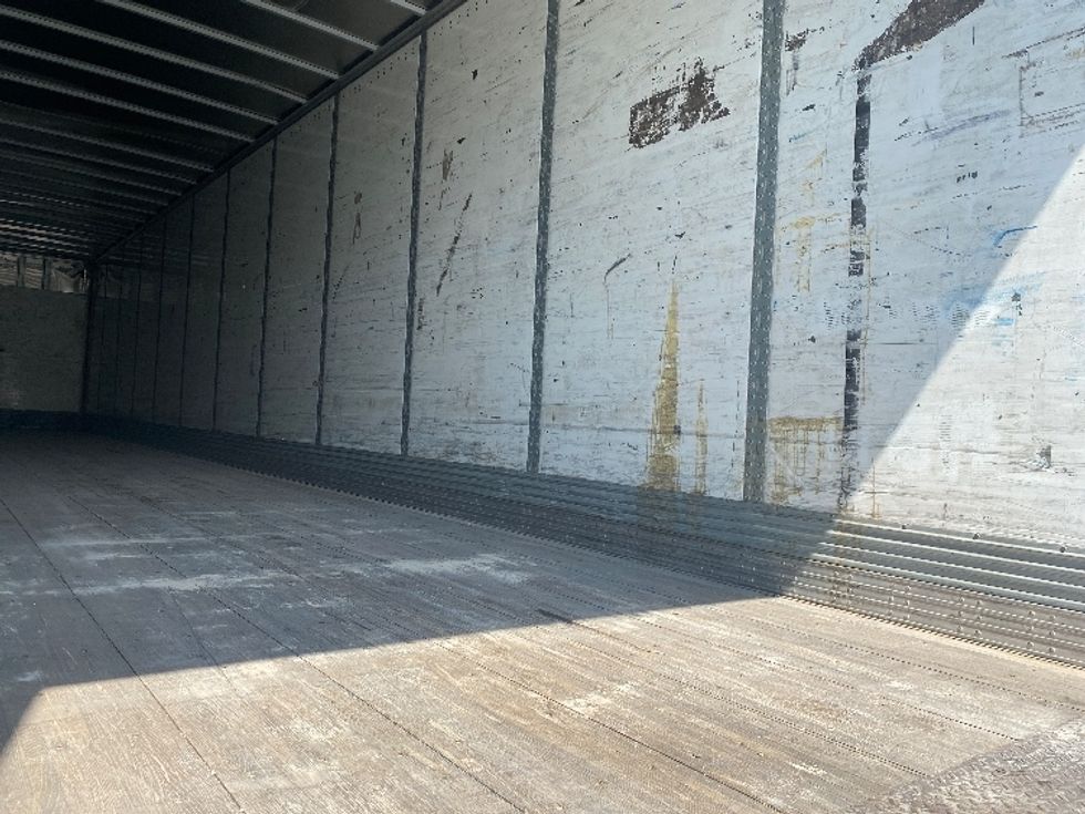 Dry Van Trailer-Semi Trailers-Wabash-2015-Trailer-Resaca-GA-0\n\t\tmiles-$ 15,000 - Image 8