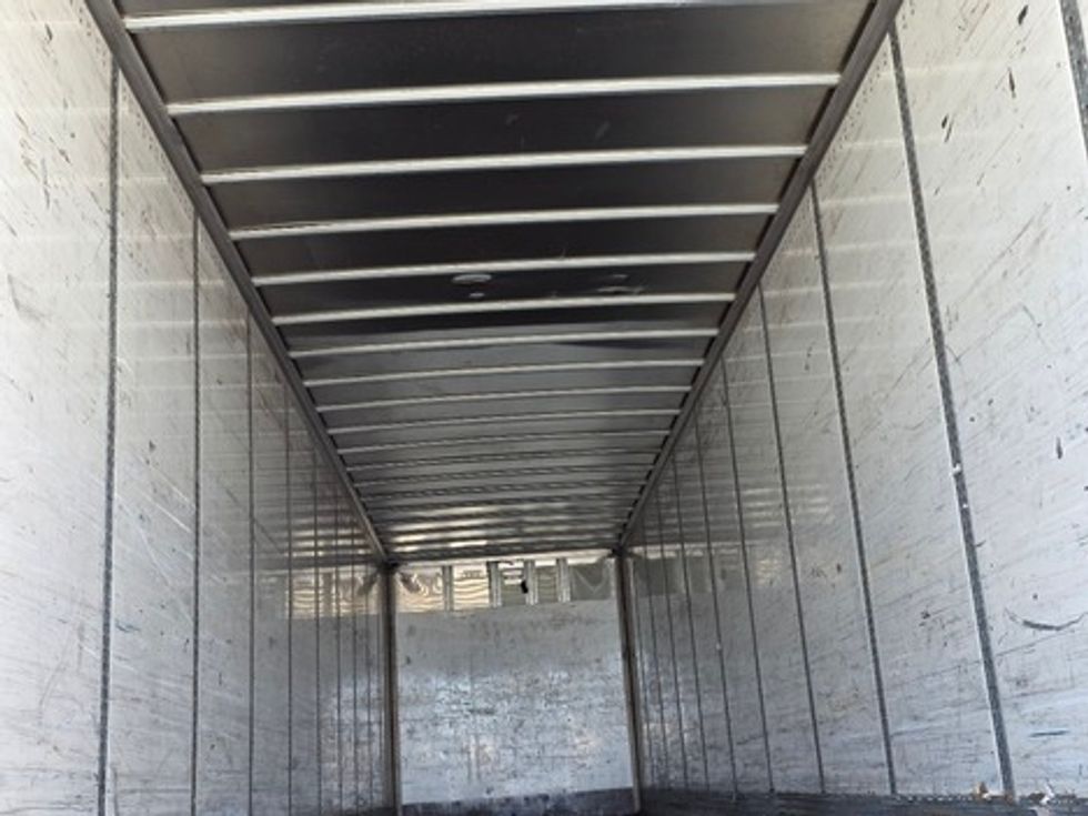 Dry Van Trailer-Semi Trailers-Wabash-2016-Trailer-Greensboro-NC-0\n\t\tmiles-$ 16,500 - Image 10