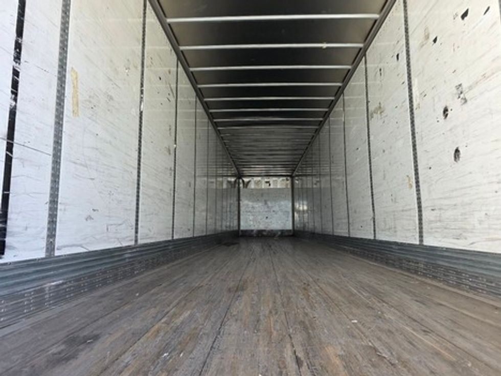 Dry Van Trailer-Semi Trailers-Wabash-2016-Trailer-Greensboro-NC-0\n\t\tmiles-$ 16,500 - Image 12