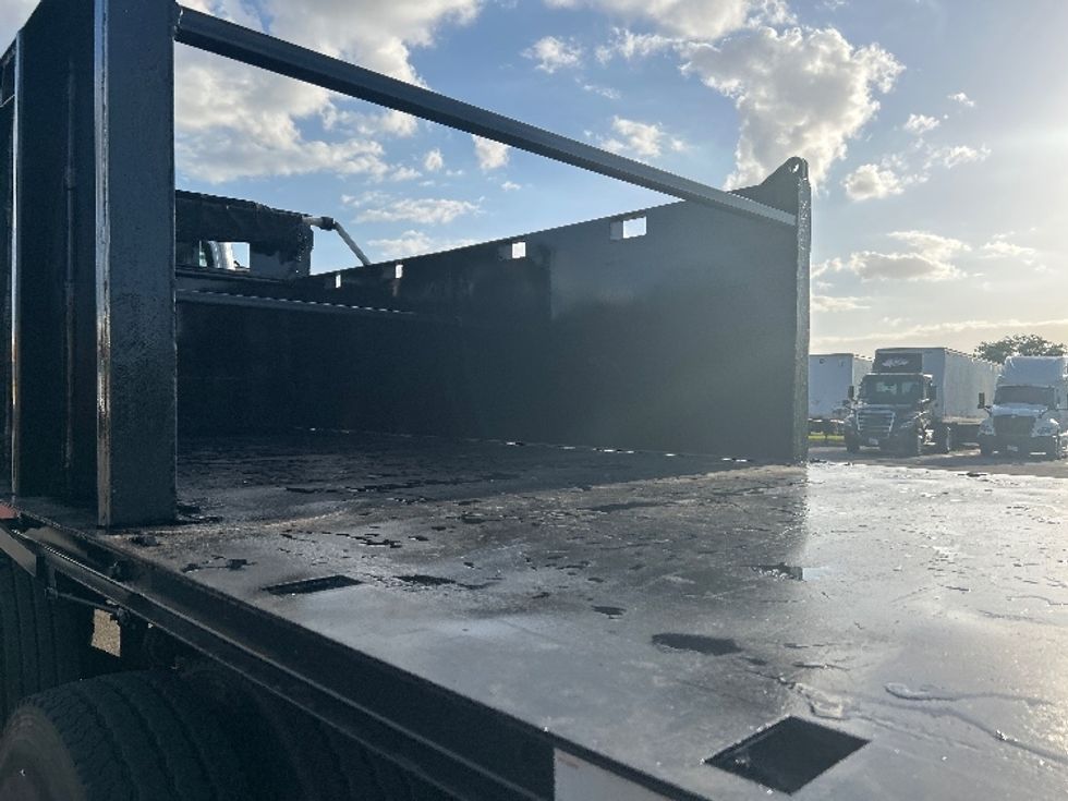 Dump Truck-Specialized Equipment-Freightliner-2017-114SD-Tampa-FL-450,002\n\t\tmiles-$ 83,000 - Image 12