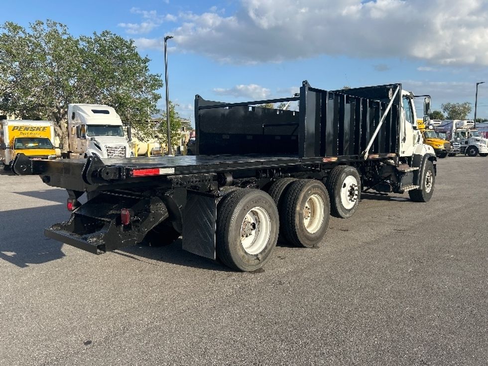 Dump Truck-Specialized Equipment-Freightliner-2017-114SD-Tampa-FL-450,002\n\t\tmiles-$ 83,000 - Image 13