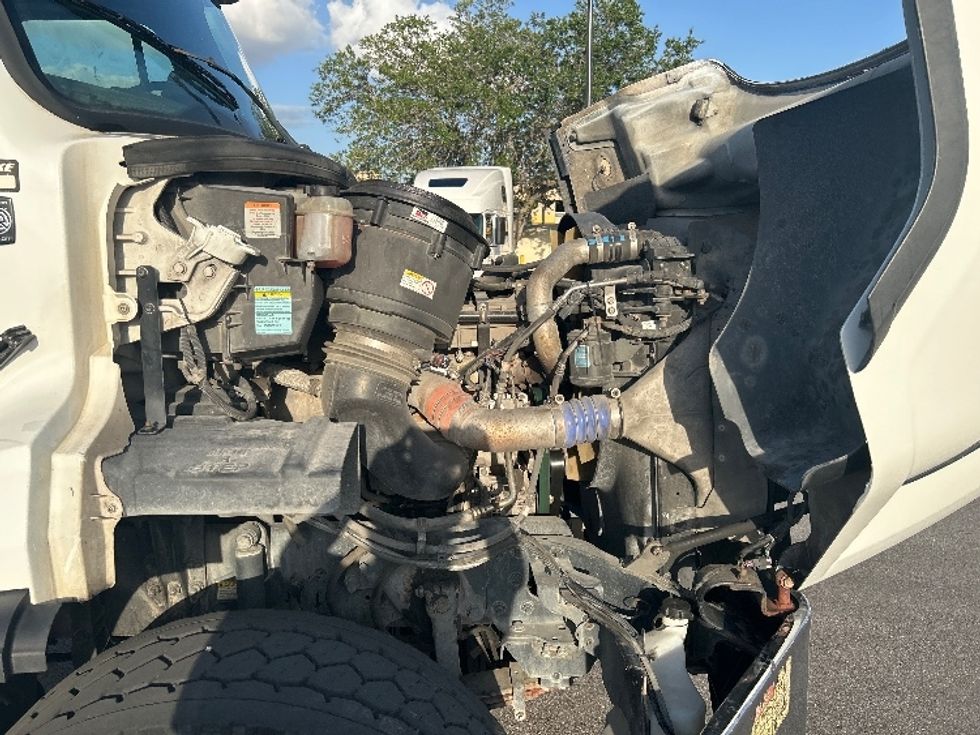 Dump Truck-Specialized Equipment-Freightliner-2017-114SD-Tampa-FL-450,002\n\t\tmiles-$ 83,000 - Image 23