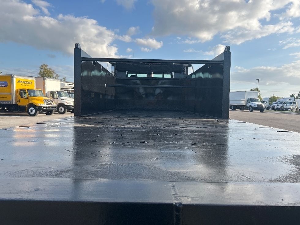 Dump Truck-Specialized Equipment-Freightliner-2017-114SD-Tampa-FL-450,002\n\t\tmiles-$ 83,000 - Image 8