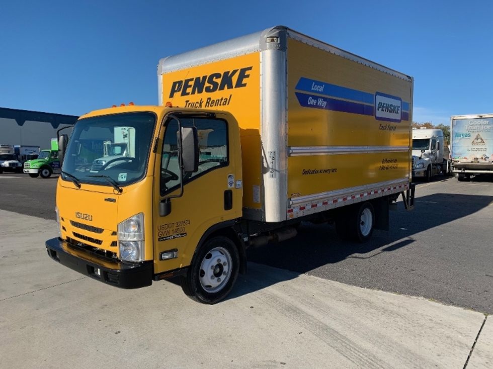 Used 2016 Isuzu Truck Medium Duty Box Truck Unit 161935 Penske Used