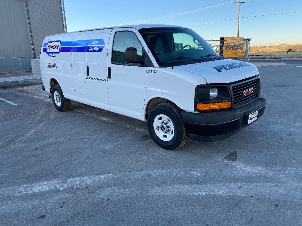 Used Cargo Vans for Sale in AZ Penske Used Trucks