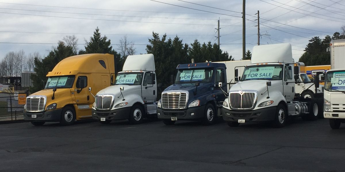 Penske Used Truck Center In Charlotte Nc Penske Used Trucks