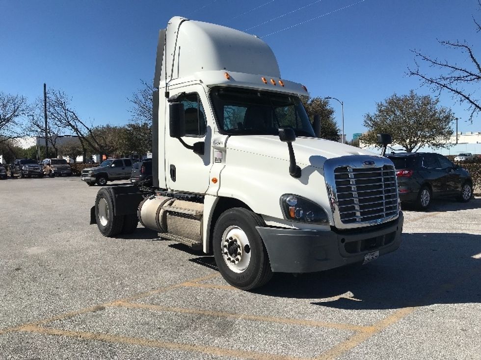 Used Freightliner Day Cab Trucks for Sale Penske Used Trucks