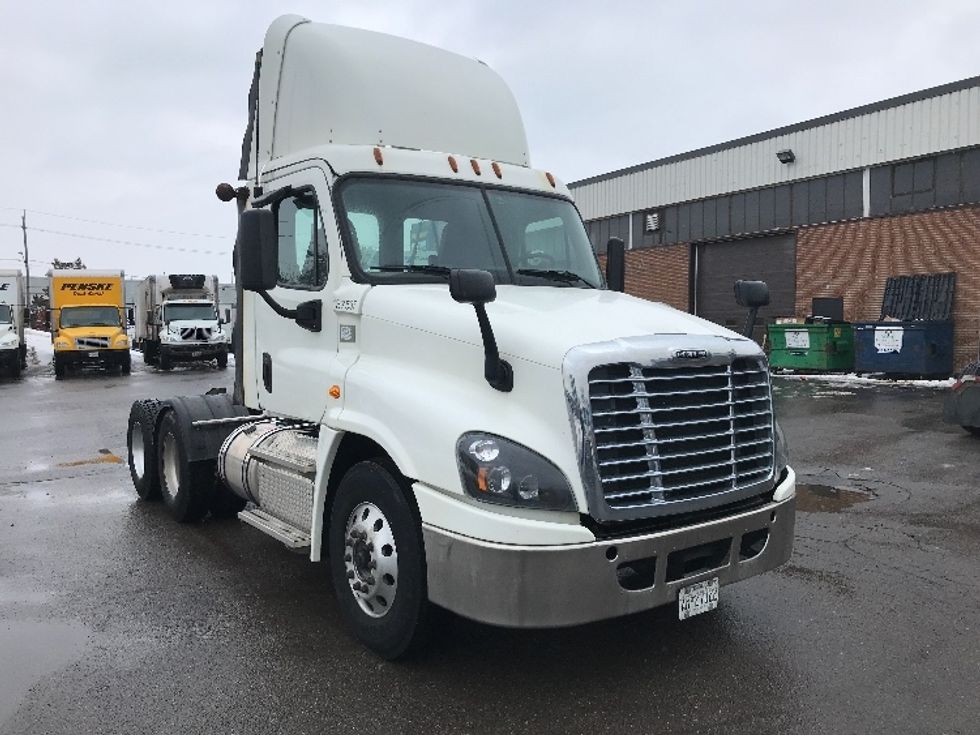 Used Commercial Trucks For Sale in Canada Penske Used Trucks