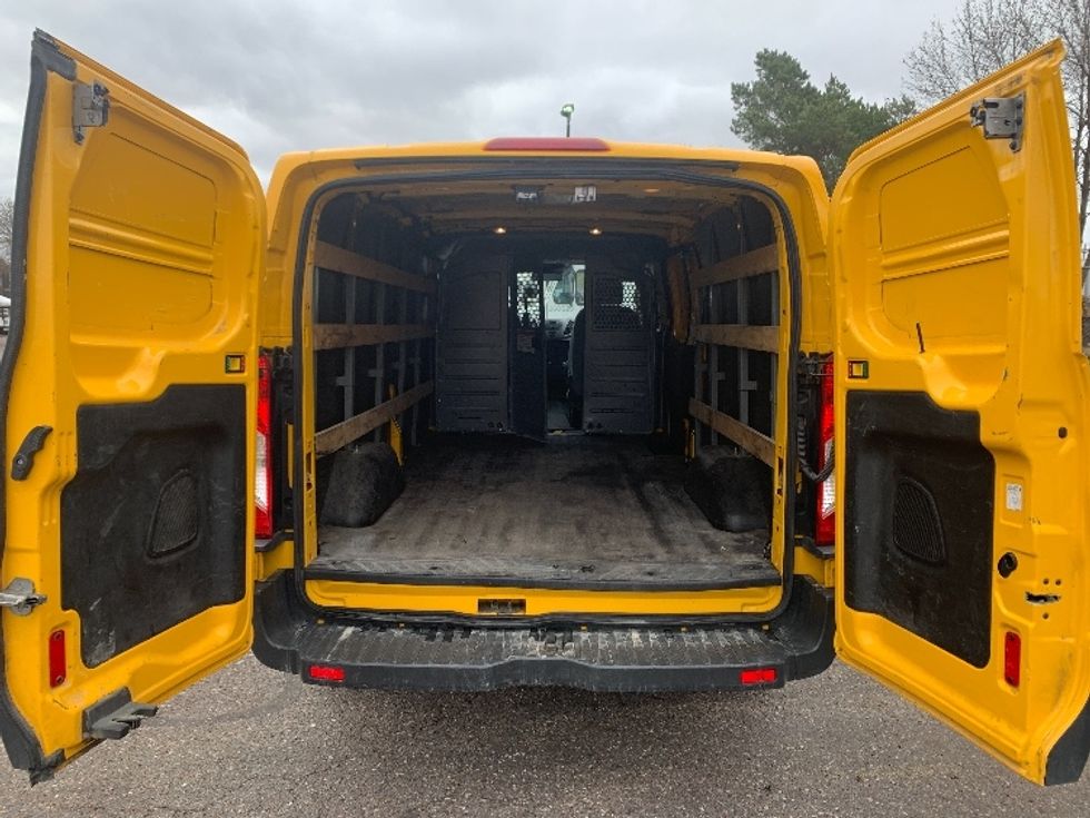 Used 2016 Ford Truck Cargo Van (Panel Van) Unit 162960 Penske Used Trucks