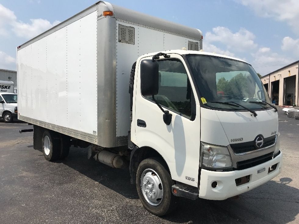 Used Medium Duty Box Trucks for Sale in Canada Penske Used Trucks