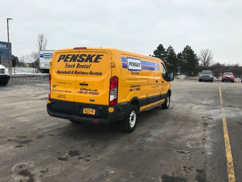Used 2016 Ford Truck Cargo Van (Panel Van) Unit 162998 Penske Used