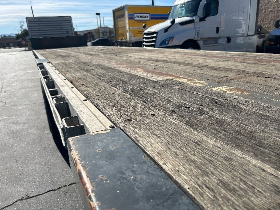 Flatbed Trailer-Semi Trailers-Great Dane-2012-Trailer-Fontana-CA-404,370\n\t\tmiles-$ 19,000 - Image 10