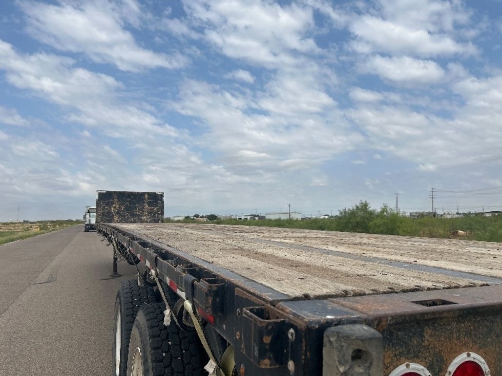 Flatbed Trailer-Semi Trailers-Great Dane-2013-Trailer-Odessa-TX-1,149,563\n\t\tmiles-$ 18,500 - Image 9