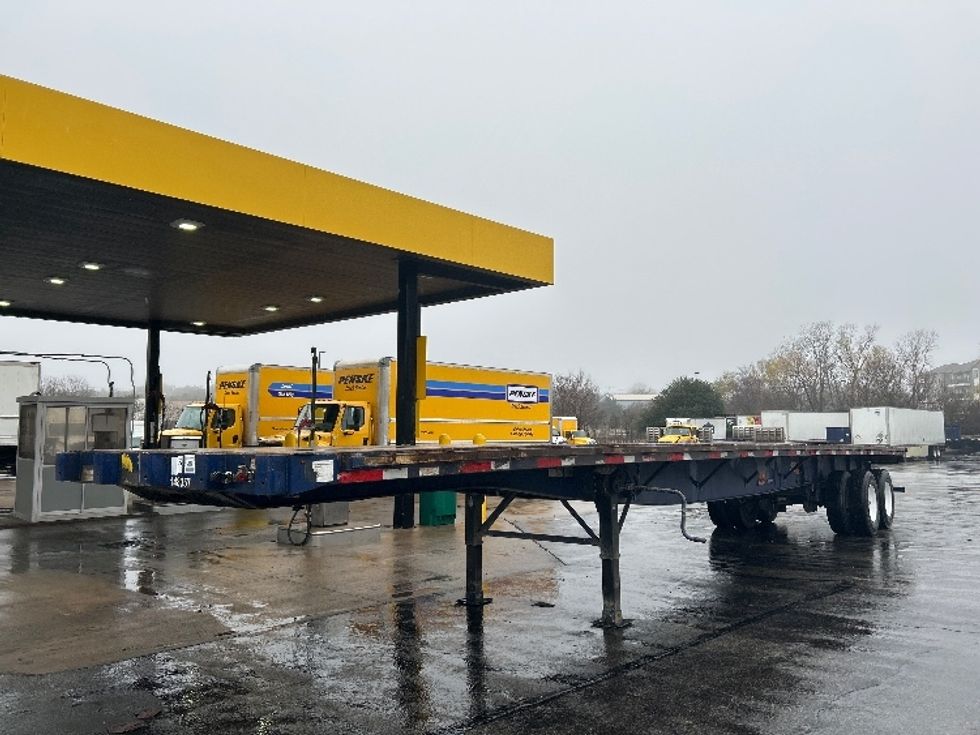 Flatbed Trailer-Semi Trailers-Great Dane-2016-Trailer-Austin-TX-762,801\n\t\tmiles-$ 22,750 - Image 2
