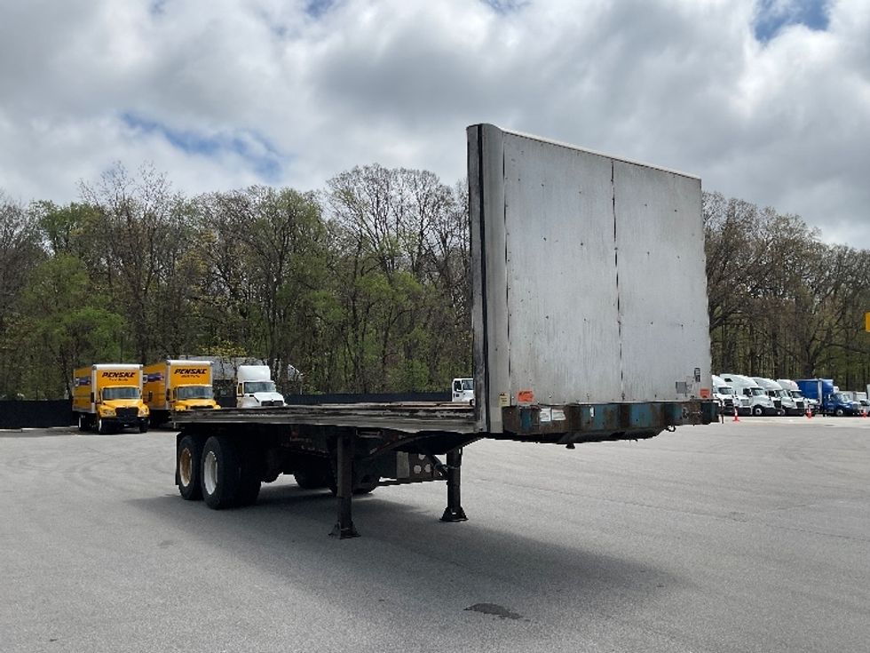Flatbed Trailer-Semi Trailers-Great Dane-2016-Trailer-Byron Center-MI-296,407\n\t\tmiles-$ 23,250 - Image 1