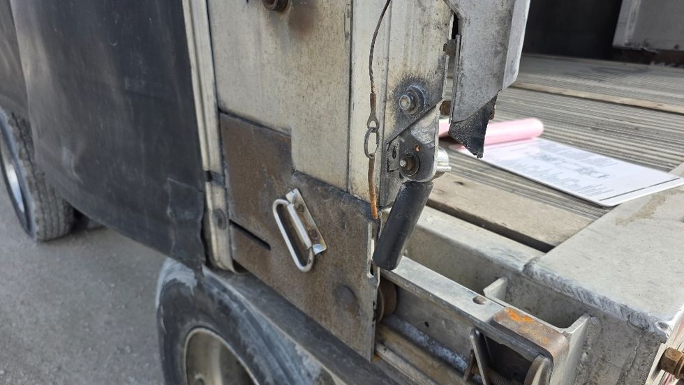 Flatbed Trailer-Semi Trailers-Great Dane-2016-Trailer-Millwood-WV-1,037,901\n\t\tmiles-$ 31,250 - Image 14