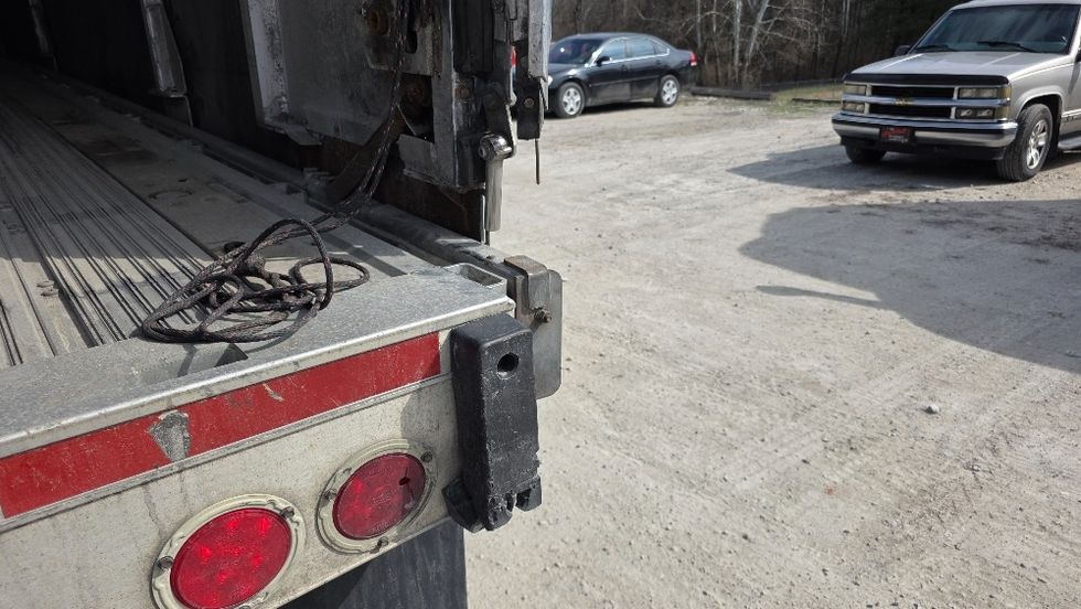 Flatbed Trailer-Semi Trailers-Great Dane-2016-Trailer-Millwood-WV-1,037,901\n\t\tmiles-$ 31,250 - Image 15