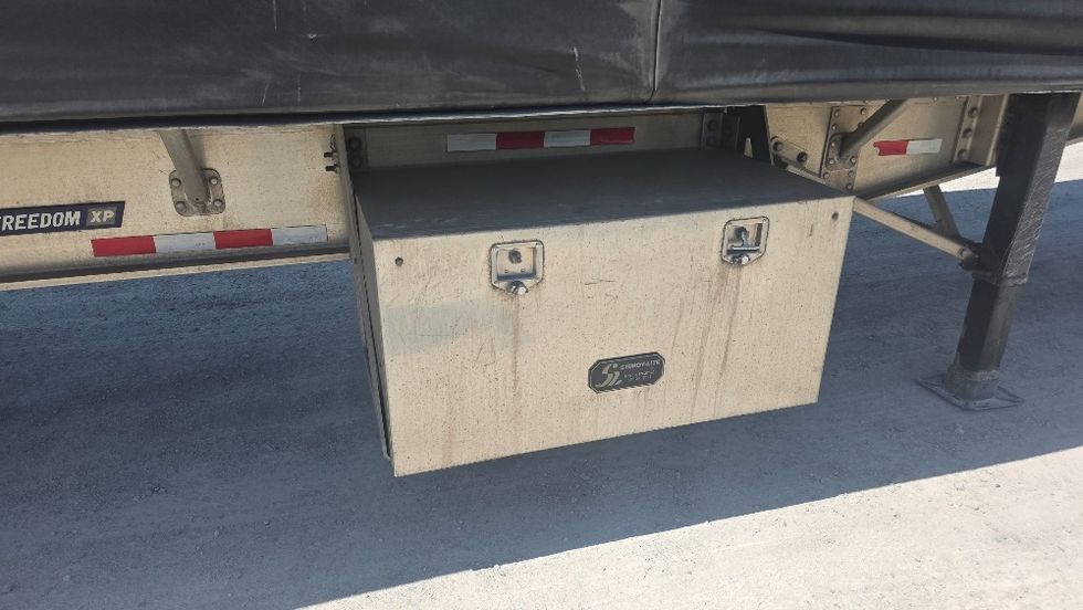 Flatbed Trailer-Semi Trailers-Great Dane-2016-Trailer-Millwood-WV-499,996\n\t\tmiles-$ 31,250 - Image 11