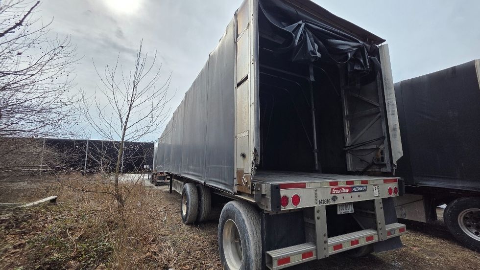 Flatbed Trailer-Semi Trailers-Great Dane-2016-Trailer-Millwood-WV-824,041\n\t\tmiles-$ 31,250 - Image 3