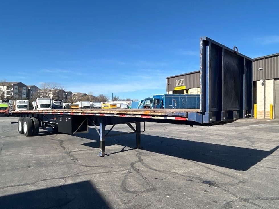 Flatbed Trailer-Semi Trailers-Great Dane-2016-Trailer-San Antonio-TX-296,398\n\t\tmiles-$ 22,750 - Image 1