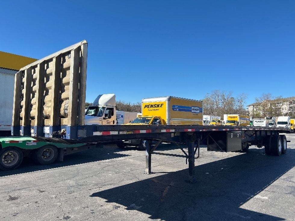 Flatbed Trailer-Semi Trailers-Great Dane-2016-Trailer-San Antonio-TX-601,526\n\t\tmiles-$ 22,750 - Image 2