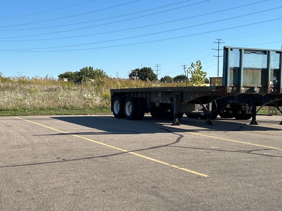 Flatbed Trailer-Semi Trailers-Great Dane-2016-Trailer-Warren-MI-261,084\n\t\tmiles-$ 21,500 - Image 1