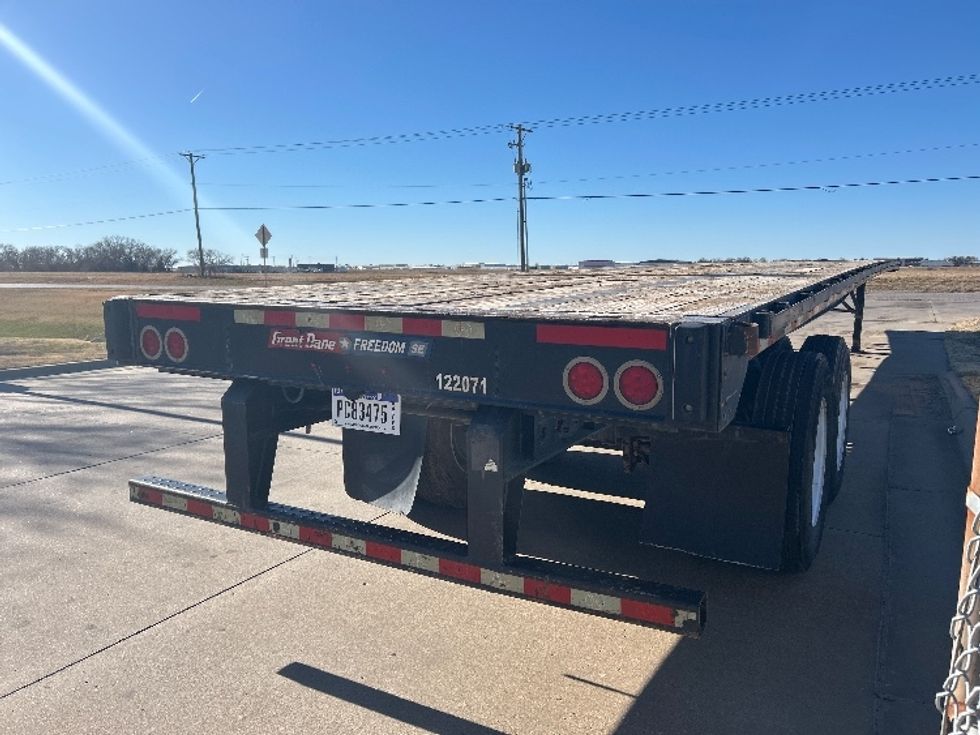 Flatbed Trailer-Semi Trailers-Great Dane-2016-Trailer-Wichita-KS-822,451\n\t\tmiles-$ 23,500 - Image 4