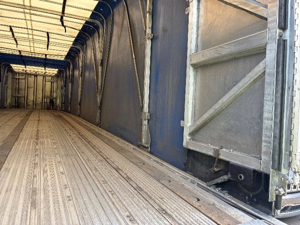 Flatbed Trailer-Semi Trailers-Great Dane-2017-Trailer-Greenville-SC-579,620\n\t\tmiles-$ 32,250 - Image 10