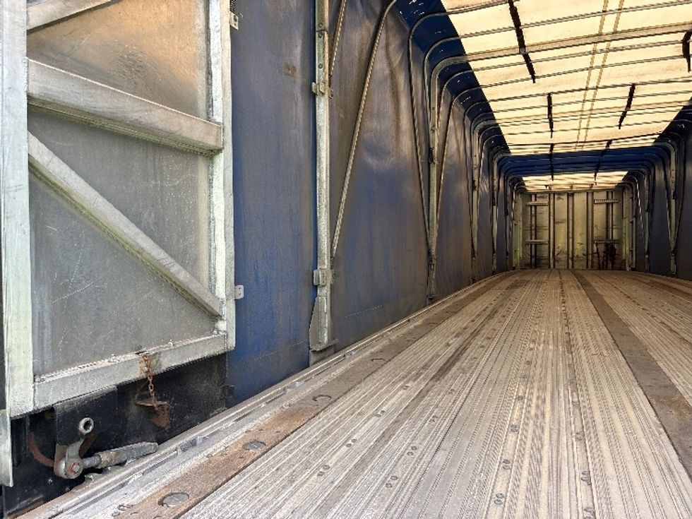 Flatbed Trailer-Semi Trailers-Great Dane-2017-Trailer-Greenville-SC-579,620\n\t\tmiles-$ 32,250 - Image 9