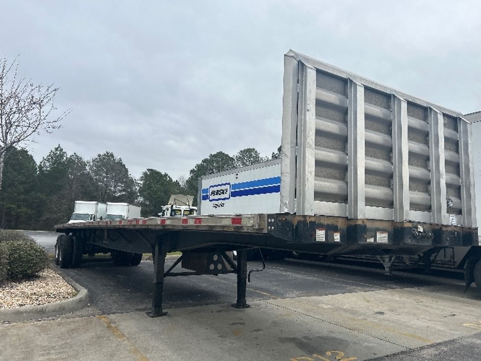 Flatbed Trailer-Semi Trailers-Great Dane-2017-Trailer-West Columbia-SC-557,751\n\t\tmiles-$ 26,500 - Image 1