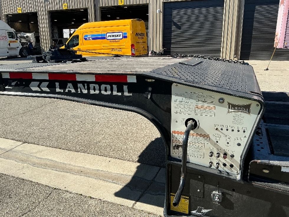 Flatbed Trailer-Semi Trailers-Landoll-2016-Trailer-Fontana-CA-173,637\n\t\tmiles-$ 65,000 - Image 10