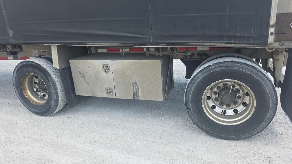 Flatbed Trailer-Semi Trailers-Reitnouer-2016-Trailer-Millwood-WV-1,073,826\n\t\tmiles-$ 30,000 - Image 11