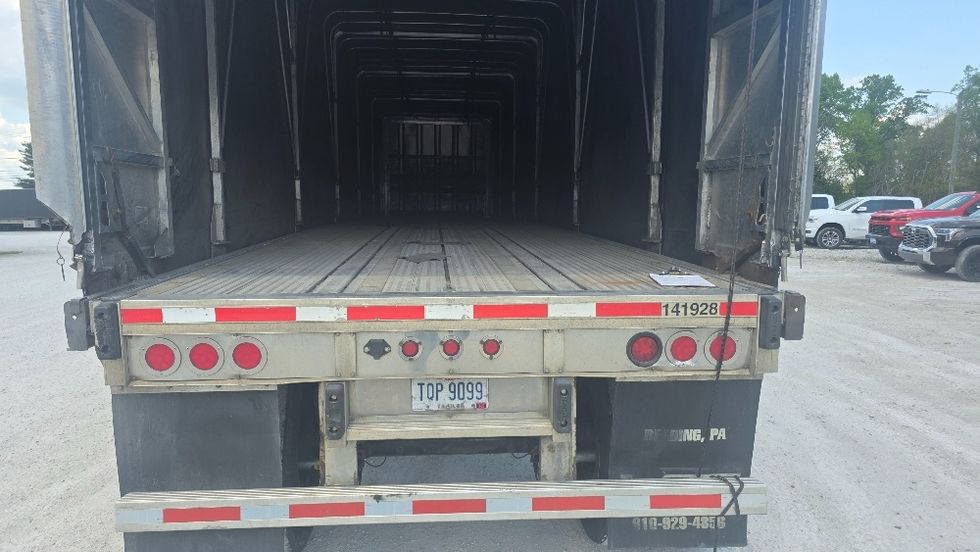 Flatbed Trailer-Semi Trailers-Reitnouer-2016-Trailer-Millwood-WV-1,073,826\n\t\tmiles-$ 30,000 - Image 8
