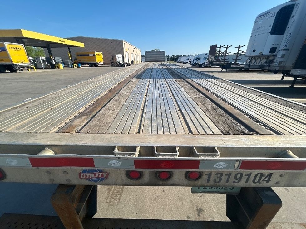 Flatbed Trailer-Semi Trailers-Utility-2013-Trailer-Goshen-IN-37,461\n\t\tmiles-$ 20,500 - Image 7