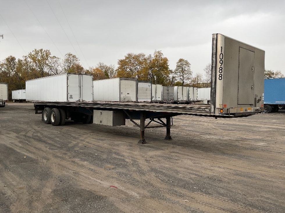 Flatbed Trailer-Semi Trailers-Utility-2015-Trailer-Albany-NY-324,419\n\t\tmiles-$ 21,750 - Image 1