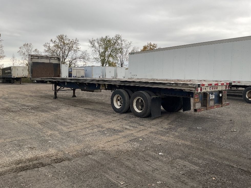 Flatbed Trailer-Semi Trailers-Utility-2015-Trailer-Albany-NY-324,419\n\t\tmiles-$ 21,750 - Image 3