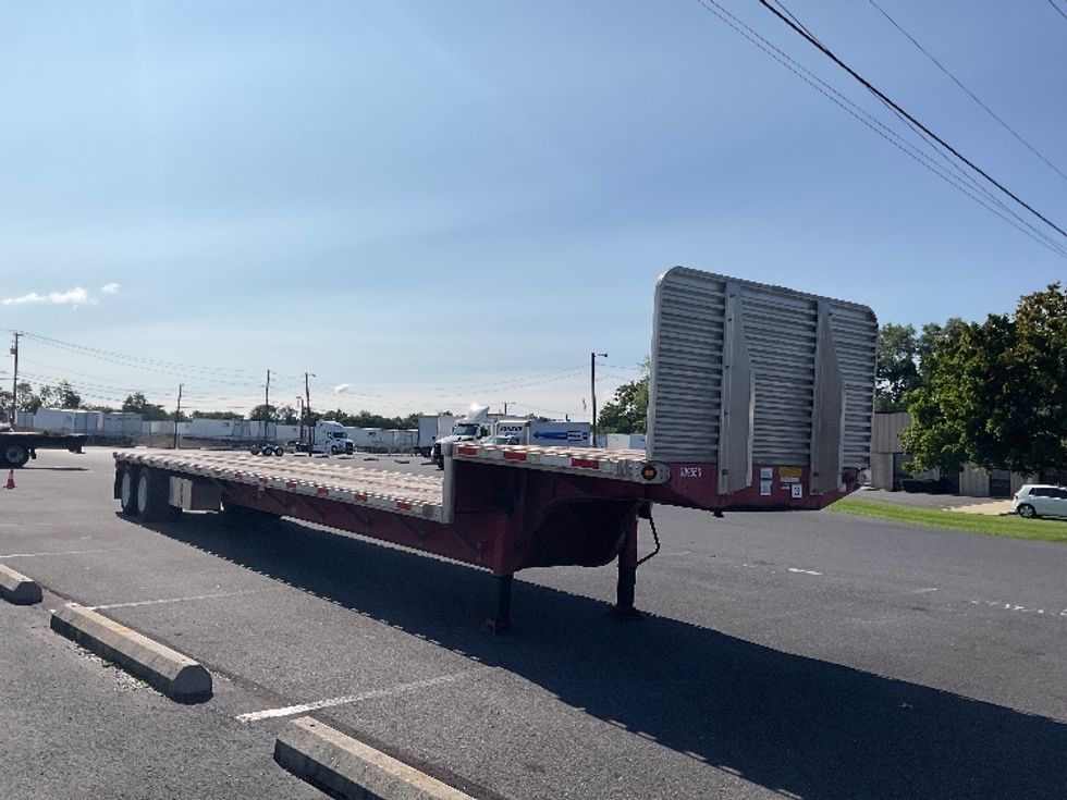 2015 Utility Trailer Flatbed Trailer