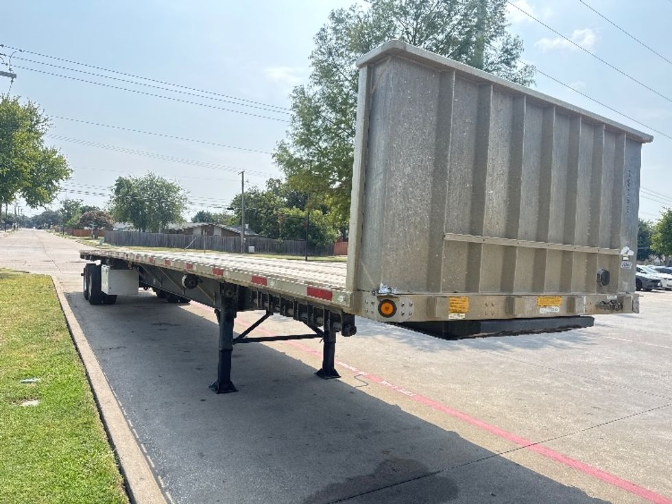 Flatbed Trailer-Semi Trailers-Utility-2015-Trailer-Garland-TX-705,434\n\t\tmiles-$ 25,000 - Image 1