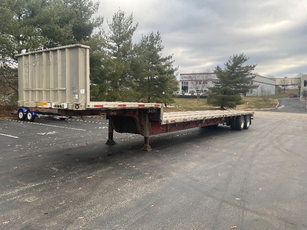 Flatbed Trailer-Semi Trailers-Utility-2015-Trailer-Louisville-KY-613,344\n\t\tmiles-$ 30,250 - Image 1