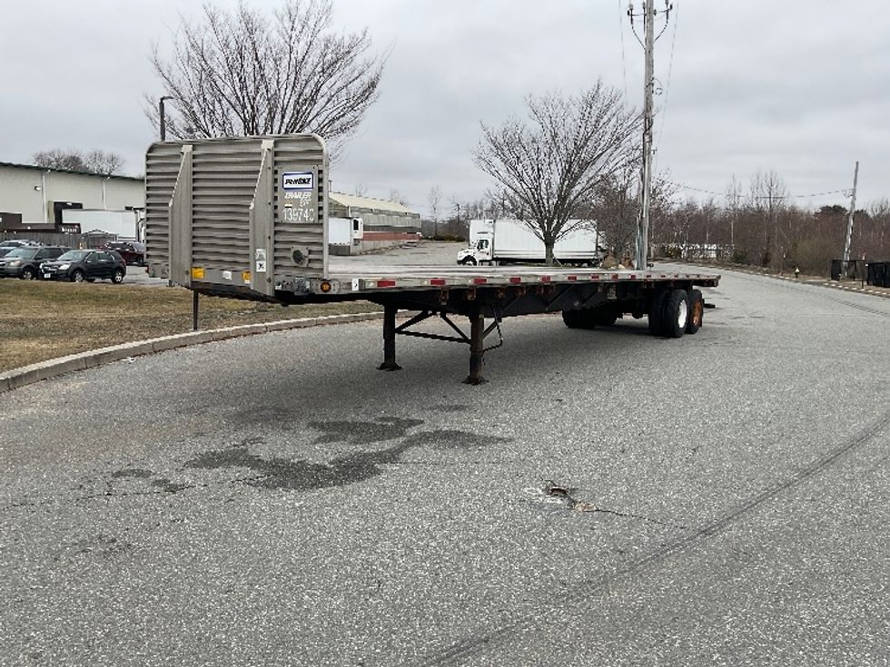 Flatbed Trailer-Semi Trailers-Utility-2016-Trailer-Braintree-MA-331,462\n\t\tmiles-$ 24,750 - Image 1