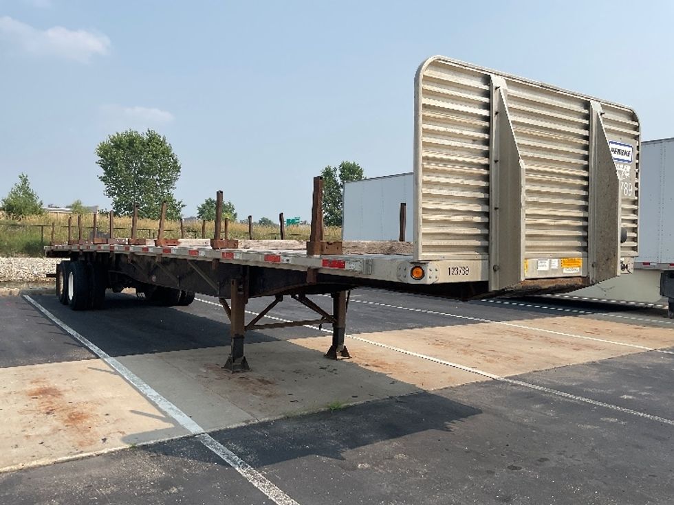 Flatbed Trailer-Semi Trailers-Utility-2016-Trailer-Cadillac-MI-381,725\n\t\tmiles-$ 21,750 - Image 1