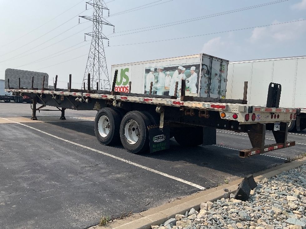 Flatbed Trailer-Semi Trailers-Utility-2016-Trailer-Cadillac-MI-381,725\n\t\tmiles-$ 21,750 - Image 3
