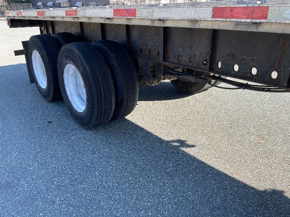 Flatbed Trailer-Semi Trailers-Utility-2016-Trailer-Fitchburg-MA-372,820\n\t\tmiles-$ 24,750 - Image 11