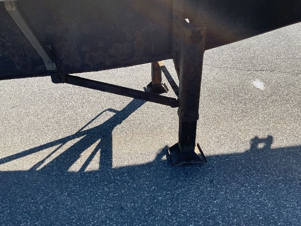 Flatbed Trailer-Semi Trailers-Utility-2016-Trailer-Fitchburg-MA-372,820\n\t\tmiles-$ 24,750 - Image 12