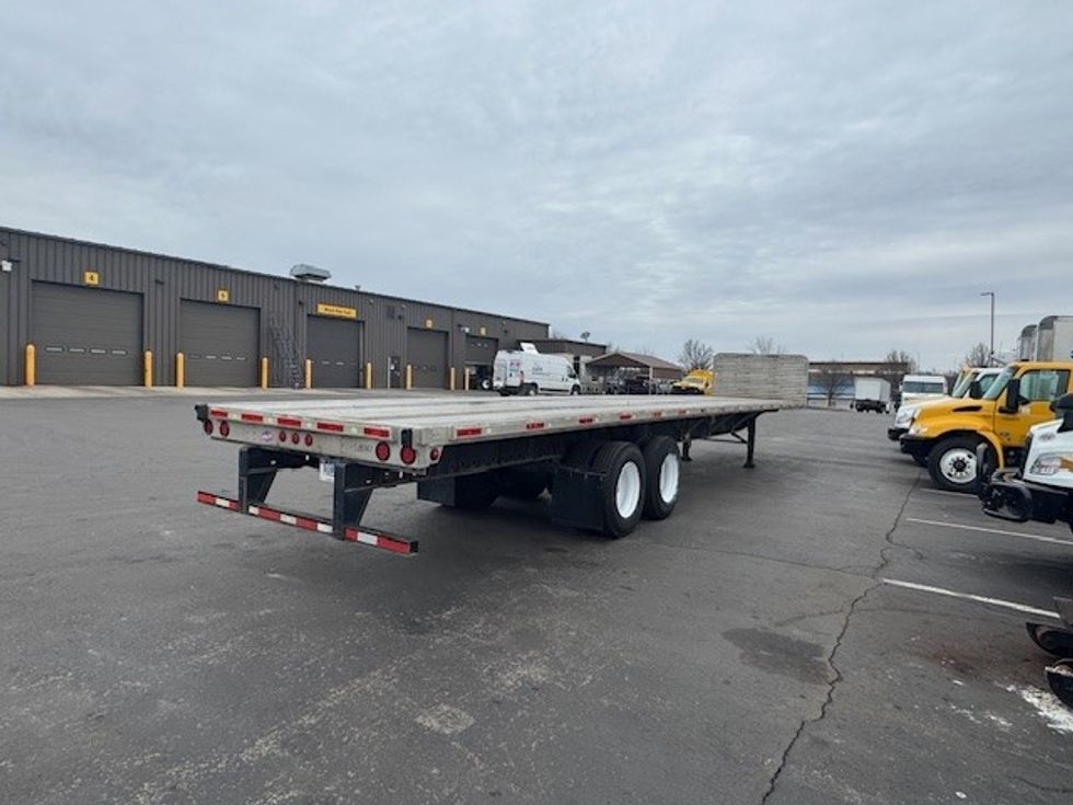 Flatbed Trailer-Semi Trailers-Utility-2016-Trailer-Mount Pleasant-PA-228,160\n\t\tmiles-$ 23,750 - Image 4
