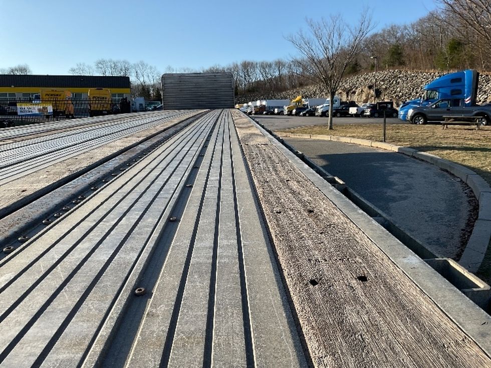 Flatbed Trailer-Semi Trailers-Utility-2016-Trailer-Pennsauken-NJ-210,259\n\t\tmiles-$ 24,750 - Image 10